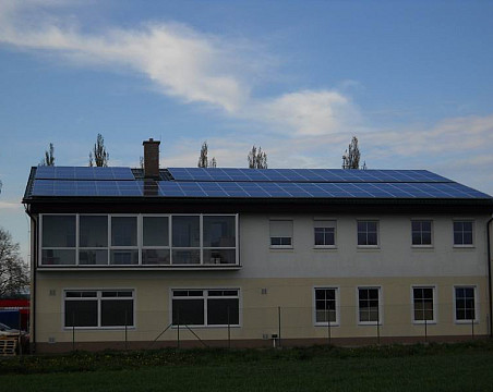 Fotovoltaická elektrárna na střeše firmy  30KW
